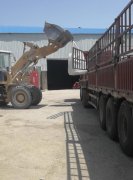 石英砂装车现场 客户定制版包装